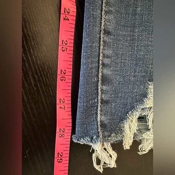 Good American Dark Blue Distressed Skinny Jeans - Picture 7 of 9